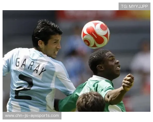 “美洲狮队的全能球员成就阿根廷橄榄球的腾飞”